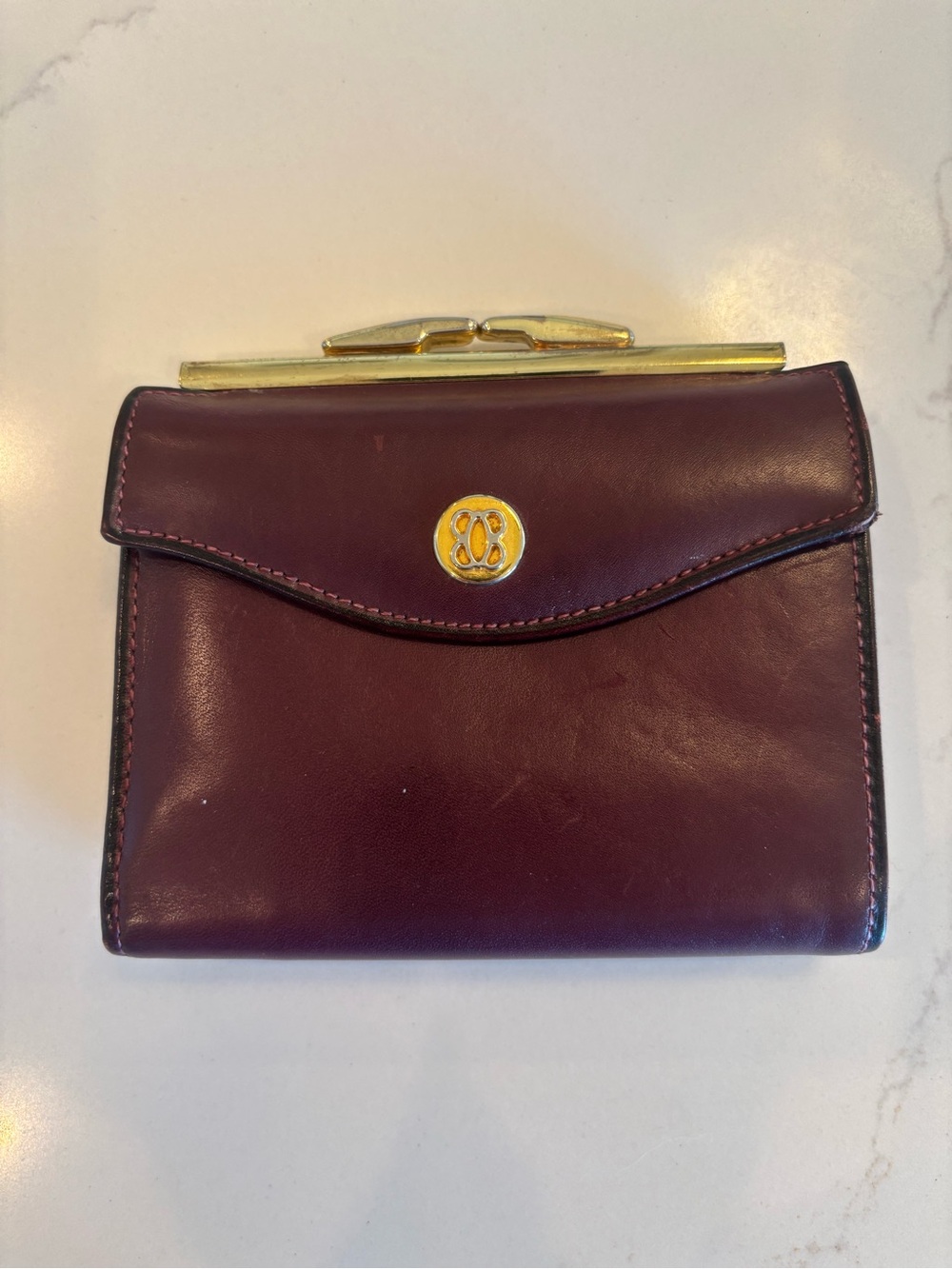 Vintage Bosca USA Full Grain Leather Trifold Wallet Kiss Lock Coin Burgundy